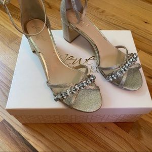 New Jewel Badgley Mischka Giona Sandals
